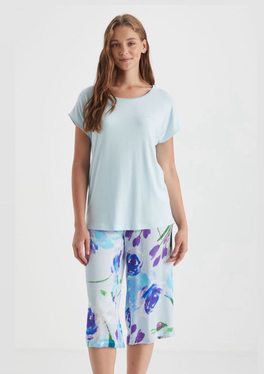 HOMEWEAR