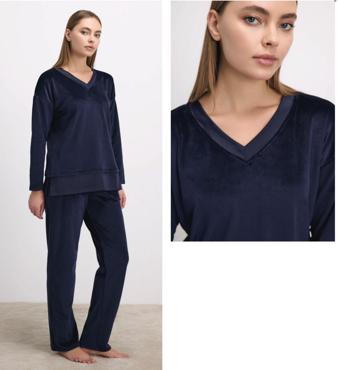 Dark Blue Velvet Set