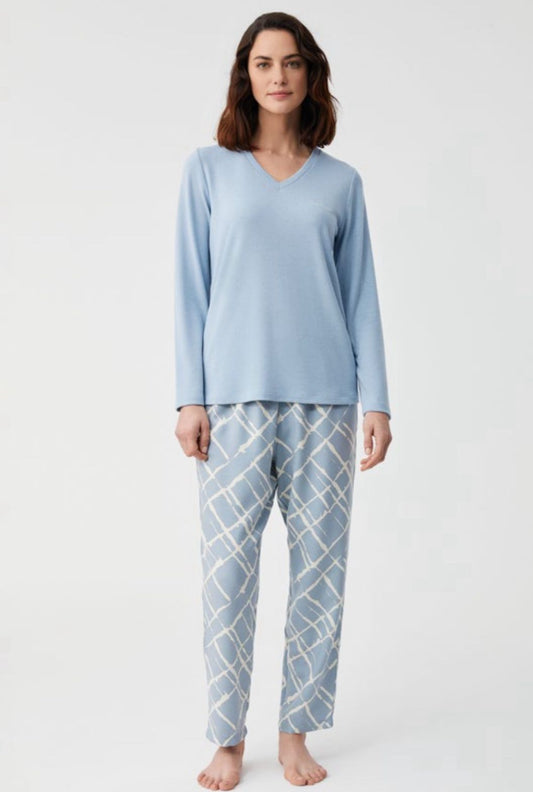 LIGHT BLUE