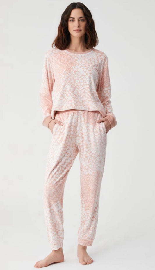 LIGHT BLUSH PINK textured - velvet